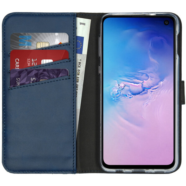 Selencia - Genuine Leather Bookcase voor Samsung Galaxy S10e - Blue