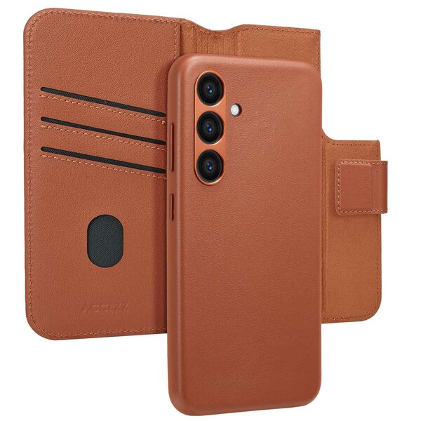 Accezz - Leather Bookcase 2-in-1 met MagSafe voor Samsung Galaxy S24 - Sienna Brown