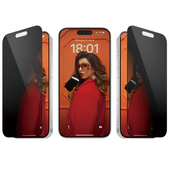 PanzerGlass - Privacy Ultra-Wide Fit Anti-Bacterial Screenprotector incl. applicator voor Apple iPhone 15 Pro - Transparent