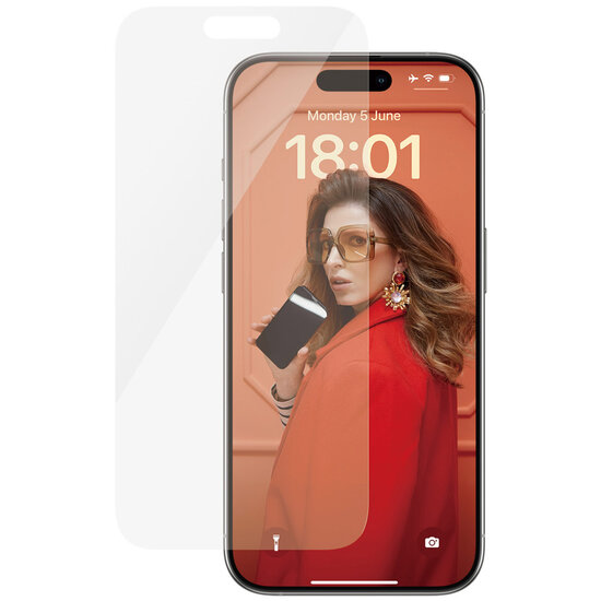 PanzerGlass - Anti-Bacterial Screenprotector voor Apple iPhone 15 Pro - Transparent