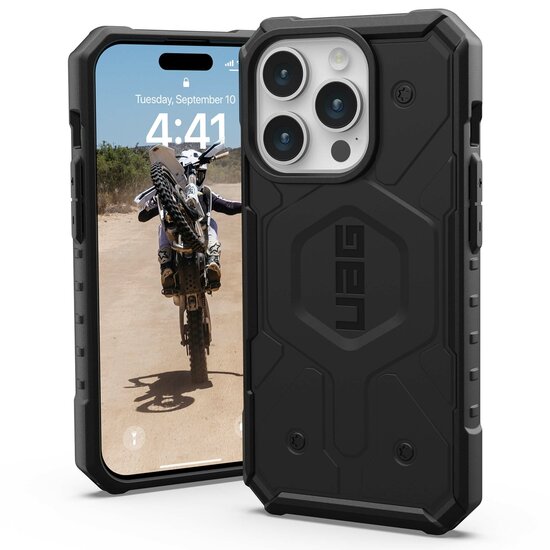 UAG - Pathfinder Backcover MagSafe voor Apple iPhone 15 Pro - Black