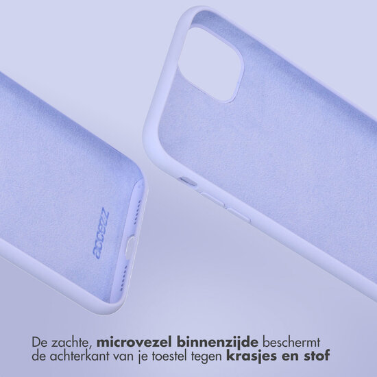 Accezz - Liquid Silicone Backcover voor Apple iPhone 15 - Purple