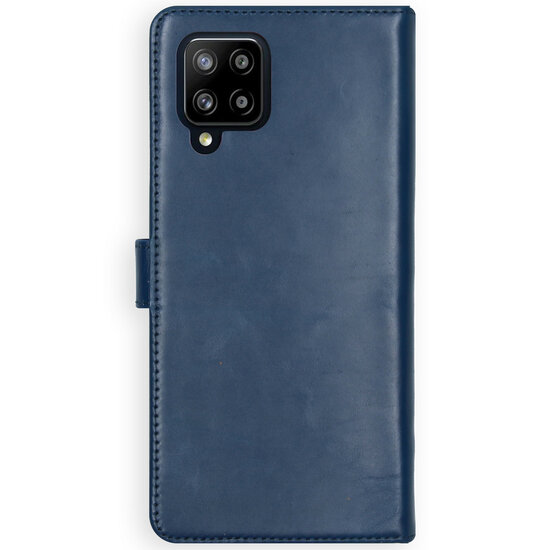 Selencia - Genuine Leather Bookcase voor Samsung Galaxy A42 - Blue