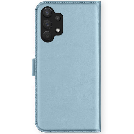 Selencia - Genuine Leather Bookcase voor Samsung Galaxy A32 (5G) - Light Blue