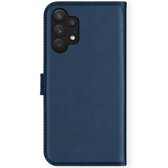 Selencia - Genuine Leather Bookcase voor Samsung Galaxy A32 (4G) - Blue