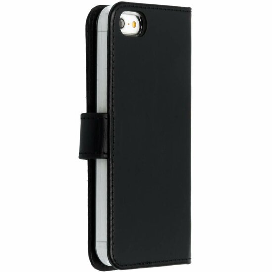 Selencia - Genuine Leather Bookcase voor Apple iPhone SE / 5 / 5s - Black