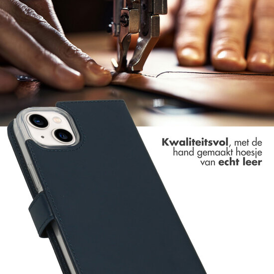Selencia - Genuine Leather Bookcase voor Apple iPhone 14 Plus - Blue