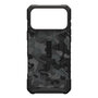 UAG - Pathfinder Backcover MagSafe voor Apple iPhone 17 Pro - Midnight Camo