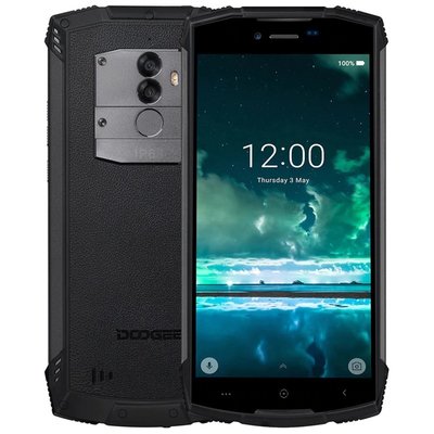 Doogee S55 Lite 5,5 inch Android 8.0 Quad Core 5500mAh 2GB/16GB Zwart